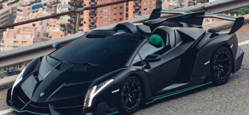 Kevés ritkább eladó mai autó van, mint ez a Lamborghini Veneno Roadster