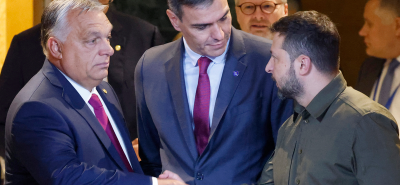 Az ukrán elnöki hivatal vezetője azzal hívta fel Szijjártót, hogy Zelenszkij találkozna Orbánnal