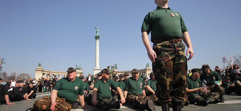 A Jobbikkal is marakodó csoportokra esett szét a Magyar Gárda