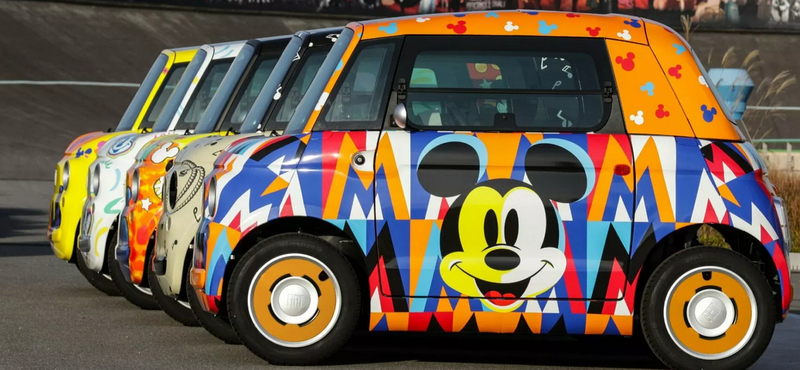 Kimaxolja a cukiságfaktort a Fiat új Mickey egeres apró villanyautója