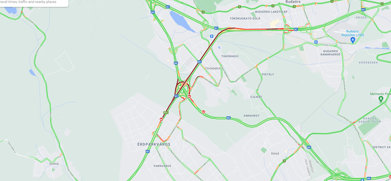 Öt autó karambolozott Érdnél az M7-esen, nagy a torlódás