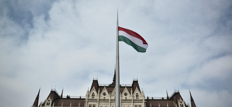 Mutatjuk, milyen politikai rendezvények közül válogathat a borongós 23-ai hétvégén