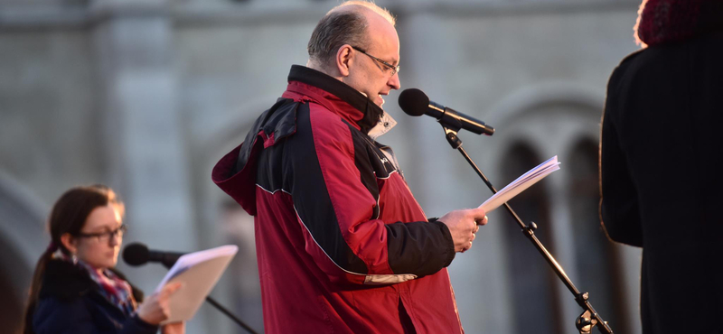 "Hívjuk ide a románokat!" - videó a Tanítanék-demonstrációról