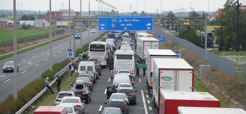 Ausztria: egyelőre zárva az M1-es hegyeshalmi határszakasza