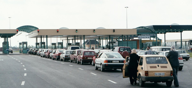 Erősödik hétvégén a forgalom a röszkei határátkelőnél