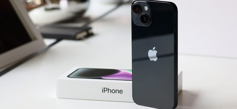 Eladta a 8 hónapos babáját egy indiai pár, hogy vegyenek egy új iPhone-t