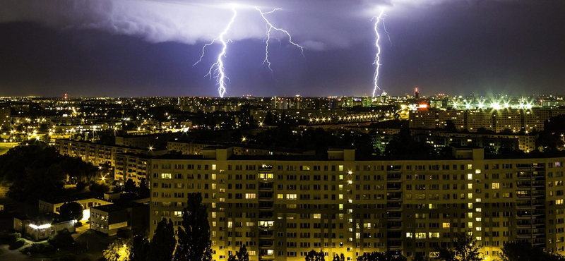 Hétfőn érezheti meg a zloty a Standard and Poor’s pofonját