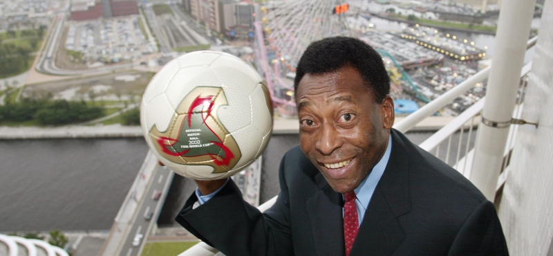 Kórházba került Pelé