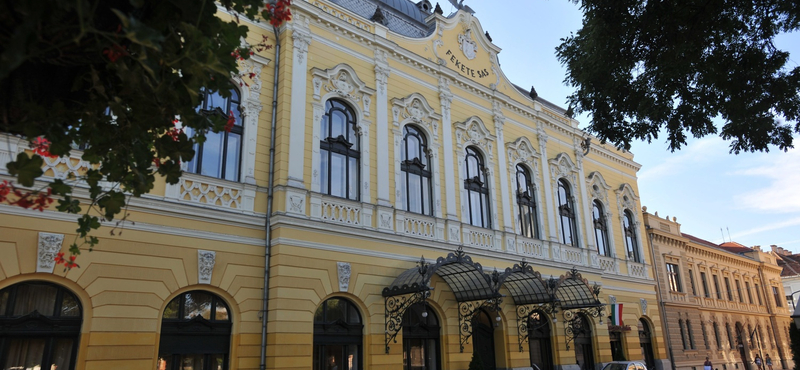 A fideszes jelöltet támogatja a vásárhelyi plébános, ki is hirdeti