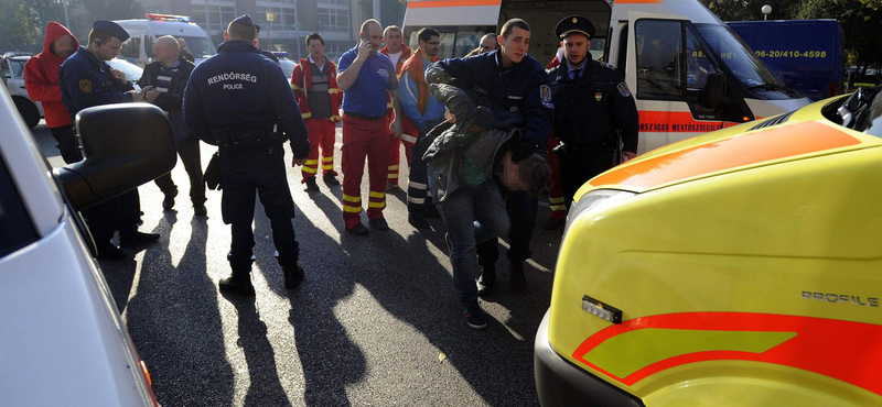 Bors: 16 éves, bedrogozott fiú késelte meg a háromgyermekes mentőápolót