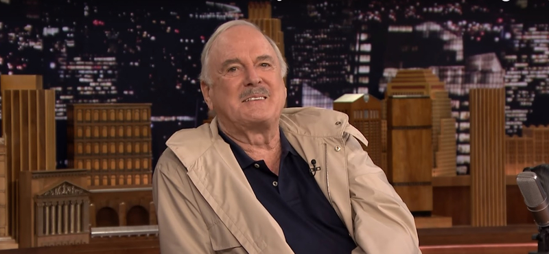 John Cleese: Hülyeség volt törölni a Waczak szálló epizódját