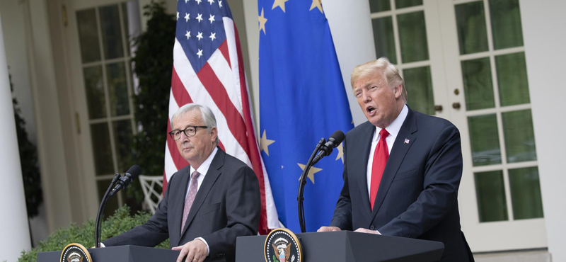 Trump és Juncker találkozott: enyhülés jön a kereskedelmi háborúban?