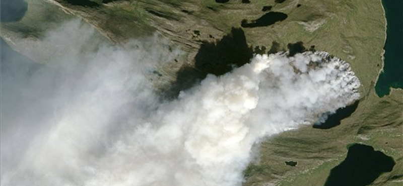 Így néz ki a magasból a grönlandi tűz - NASA-fotók