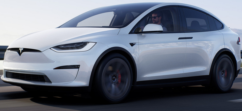 A Tesla leszállította a megújult Model X első példányait