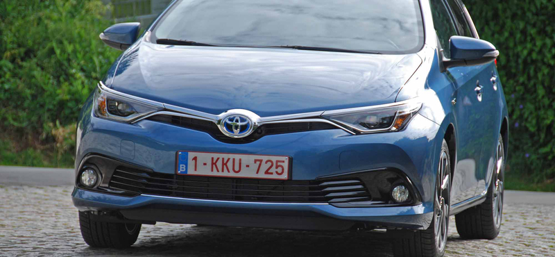 Így hódít a Toyota - Kipróbáltuk az új Aurist