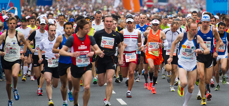 Varga Mihályt a maratonban is gátolja az IMF