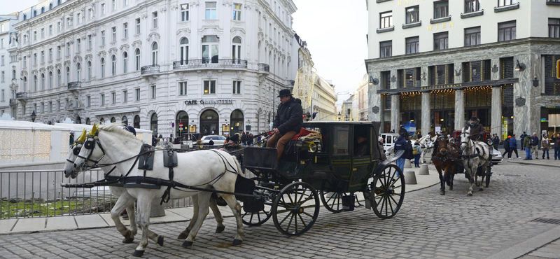 Utolsó földjét is eladja Ausztriában a Habsburg Birodalom legnagyobb hitelezője