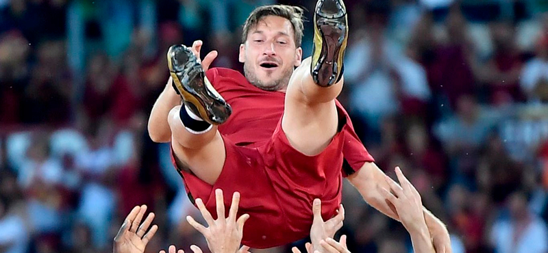 A könnyes szemű Totti mindenkit megríkatott a búcsúmeccsén