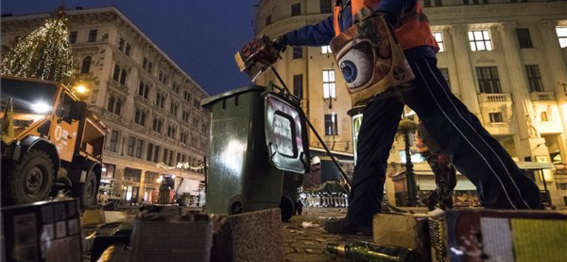 150 köbméter szemetet hagytak hátra a bulizók