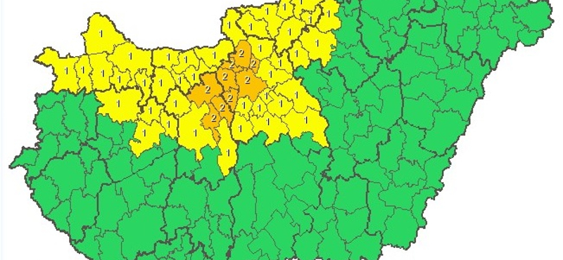 Másodfokú riasztást adtak ki Budapestre és környékére az erős szél miatt