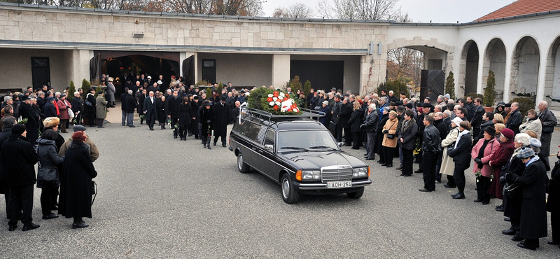 Eltemették Vissy Károlyt