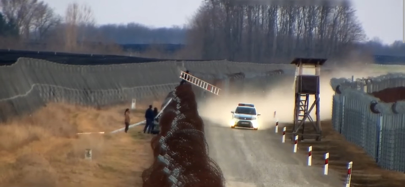 Létrán menekülő, dobálózó migránsok, rapidreagálású Vitara – elkezdődött a határvadászok toborzása