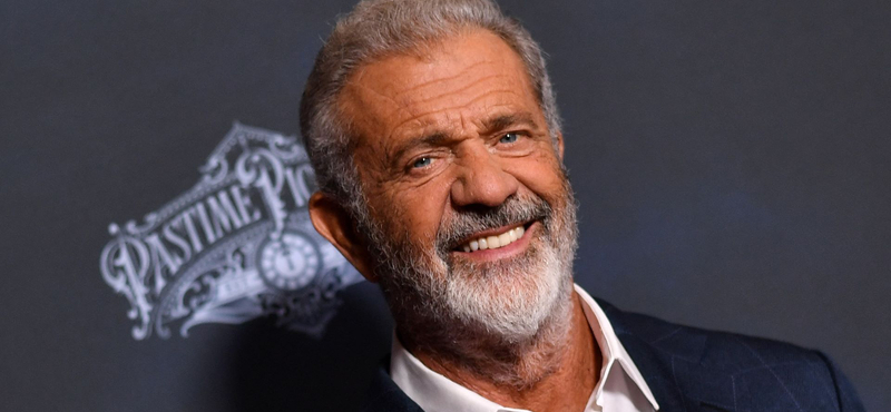 Mel Gibson szerint Kamala Harrisnek akkora IQ-ja van, mint egy kerítéslécnek