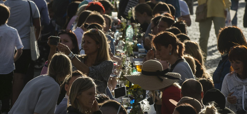 A cseh nők elhagyhatják nevükből az "-ová" végződést