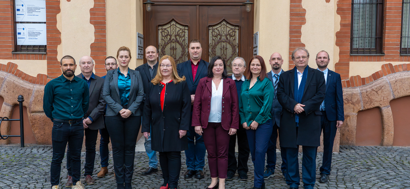 Közös polgármesterjelöltet indít az ellenzék Pesterzsébeten, amit egy egykori MSZP-s vezet a Fidesz támogatásával