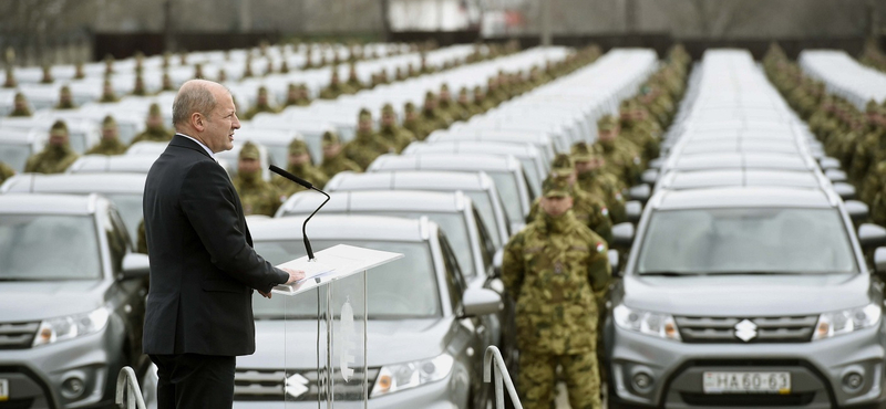 Simicskó Istvánt is kirakta Orbán – összeszedtük a menőket és maradókat