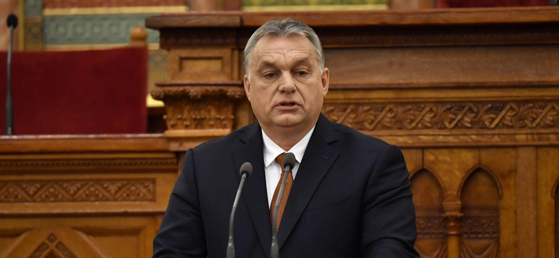 Mégis beváltja korábbi ígéretét Orbán: január 10-én minden kérdésre válaszol