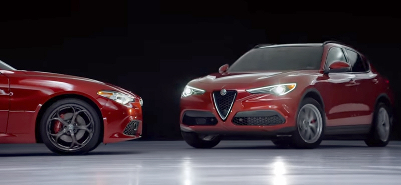 Videó: 10/10-es, ahogy ez a két Alfa Romeo jégtáncol