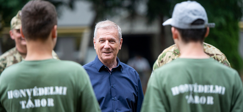 Benkő Tibor: A magyar nép 163 ütközetben, csatában, forradalomban volt érintett, ezek közül 90-et megnyert