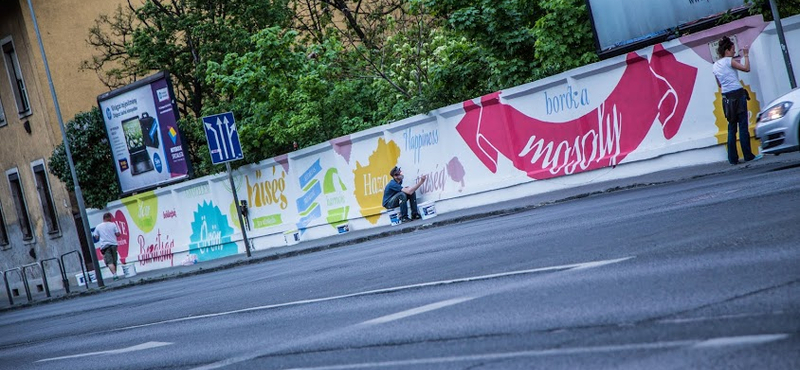 Mégsem a Hegyalja utat keresztelik át Mádl Ferenc útra