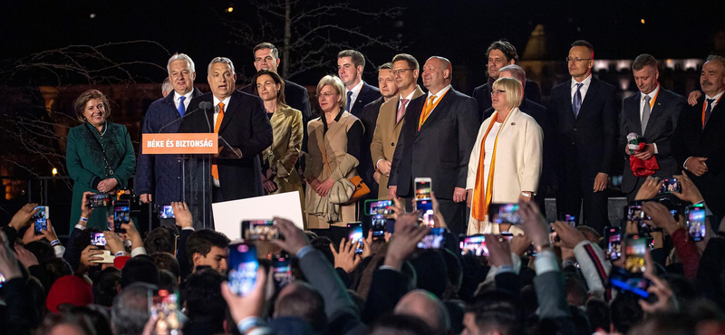 A negyedik Orbán-kormány alaposan kiszúrt az ötödik Orbán-kormánnyal