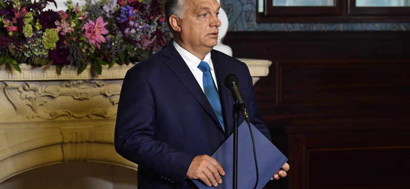 A vasárnapi szerencsi választásra is üzent Orbán Viktor a Kertész Imre Intézet átadásán