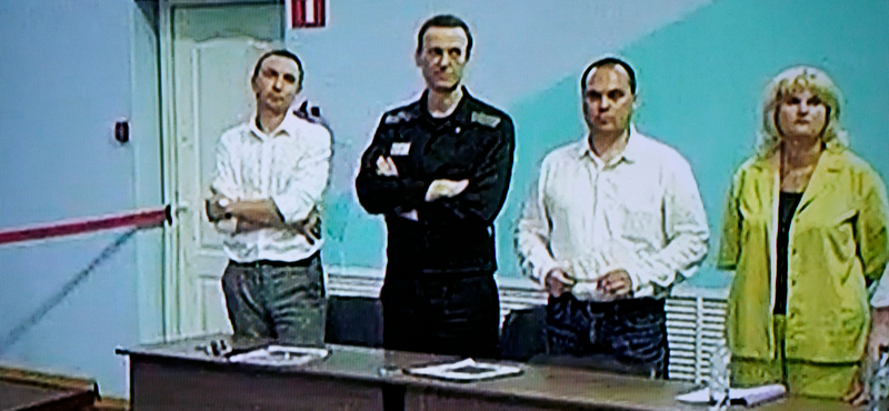 A Navalnijt érintő fogolycsere már fixálva volt egy munkatársa szerint, amikor Putyin „őrült maffiózó módjára” megölette