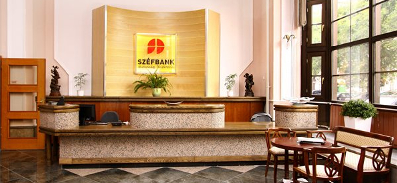 Megnyílt a Széfbank