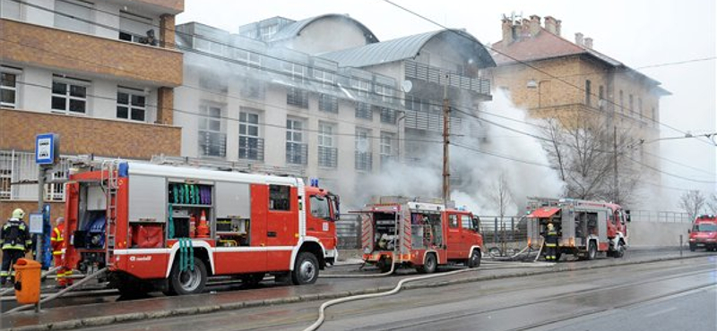 Száz embert kell azonnal kitelepíteni Zuglóban