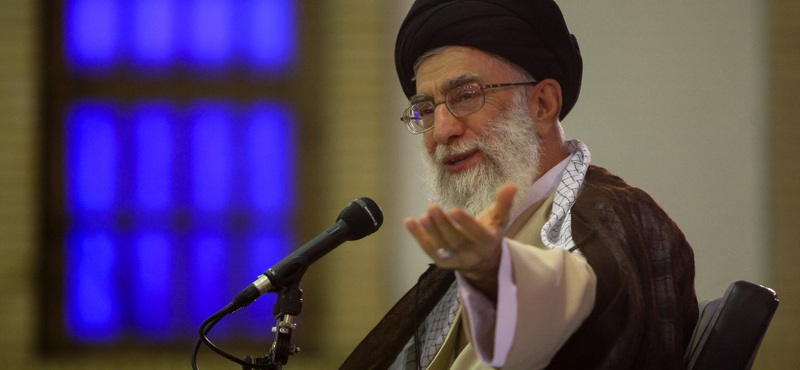 Irán legfőbb vezetője Izrael megtorlásával fenyegetőzött