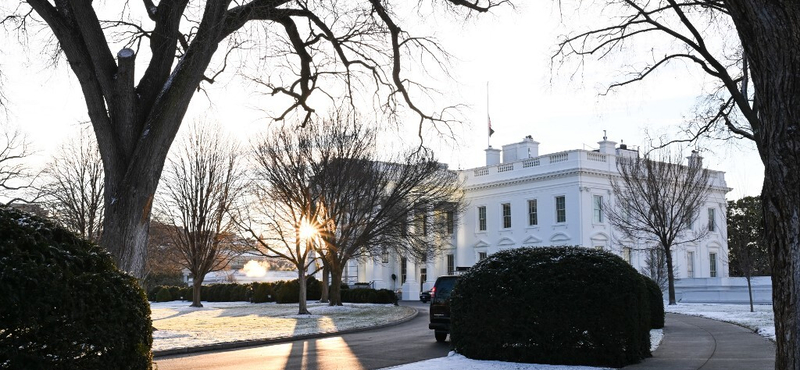 Megszólalt Trump magyar államtitkára: Nem fogunk amerikai csapatokat látni Grönlandon partra szállni