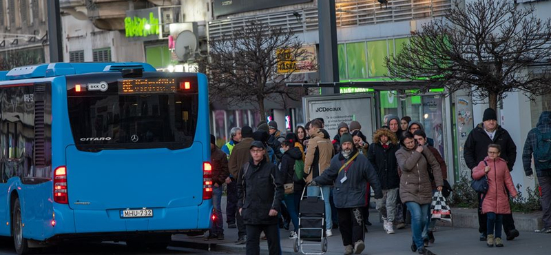 Vitézy és Fürjes szerint is rossz döntést hozott a BKK a szombati menetrend bevezetésével