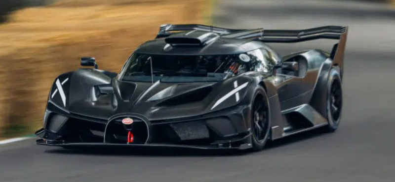 Ezerhatszáz lóerő, másfélmilliárd forintos ár és mennyei hangok – ezt tudja a Bugatti Bolide