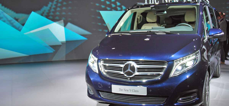 Mercedes V-osztály premier: ezt a kisbuszt már nem kell szégyellni