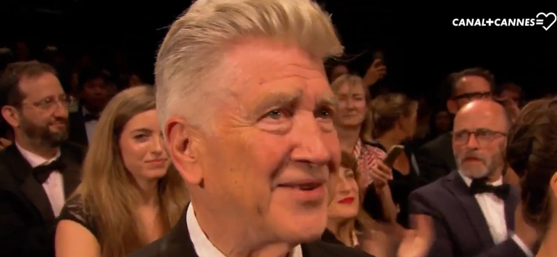 David Lynch meghatódott, akkora ováció fogadta a Twin Peakst Cannes-ban