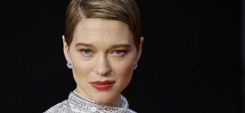 Léa Seydoux hol megbabonáz, hol porrá aláz