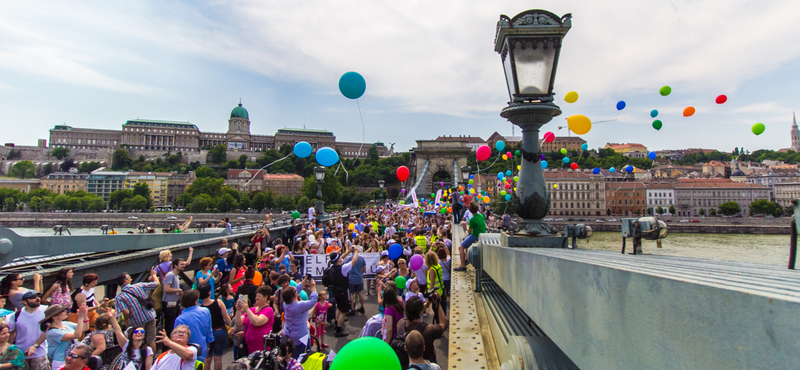 Felvonulás miatt több utcát is lezárnak vasárnap délután Budapesten