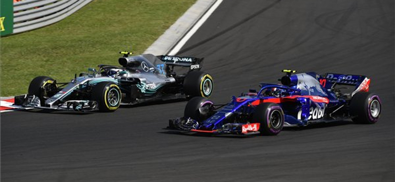 Bottas indul a pole pozícióból az azeri F1-nagydíjon