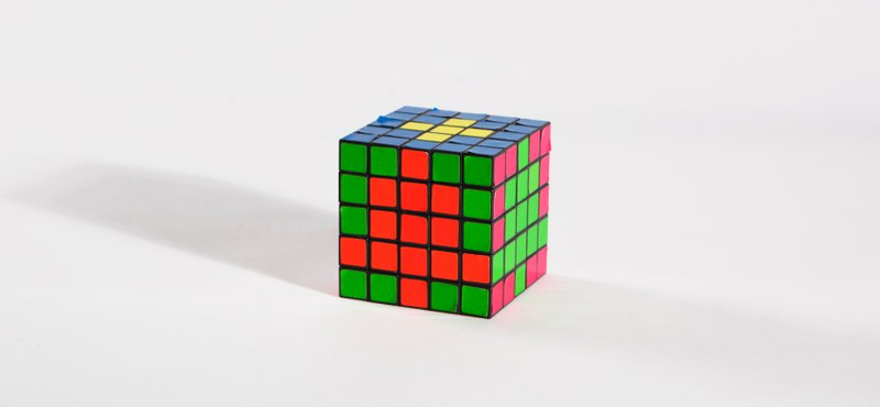 Az óriási Rubik-kockára külföldi terveket is várnak majd 