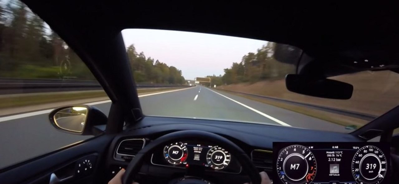 Az Autobahnon sem sok VW Golf rohangál 319 km/h-s tempóval – videó